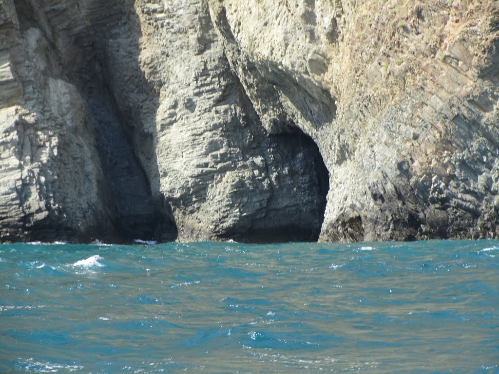 Грот Ревущий